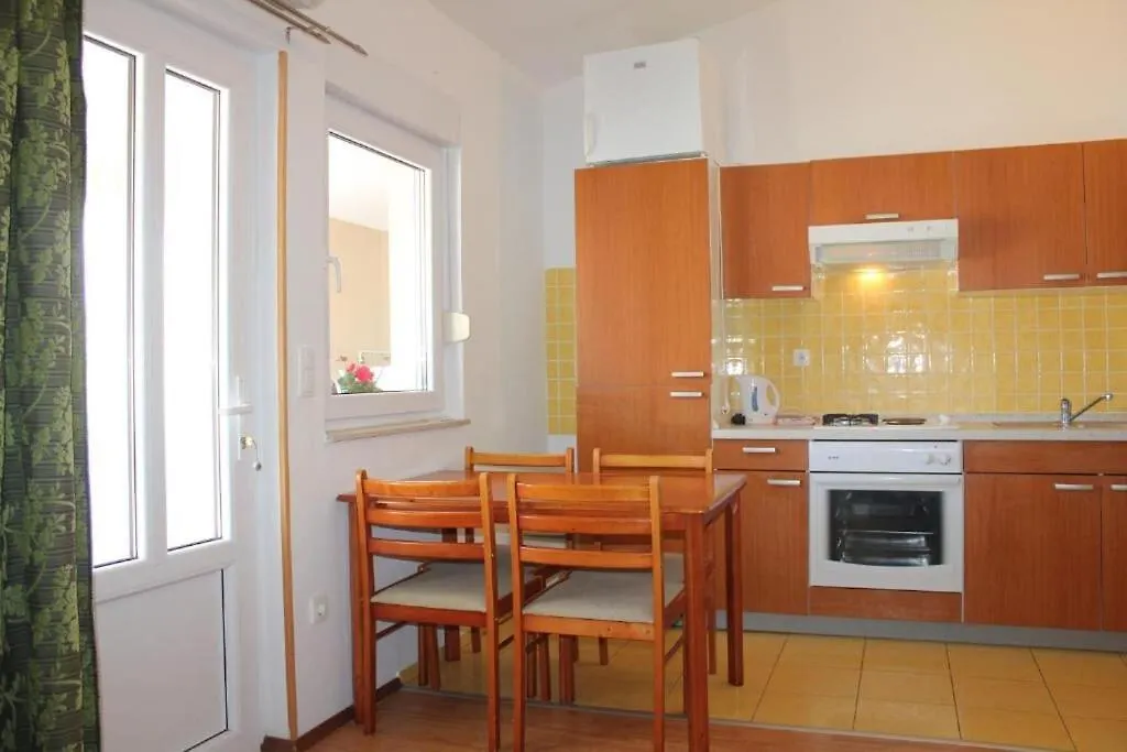 Apartments Ante Posedarje